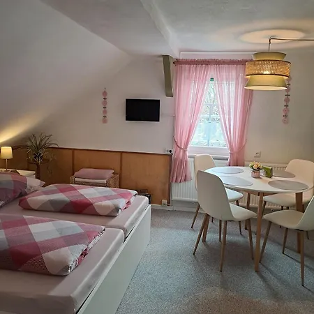 Fuer 4 Personen 35 M²
