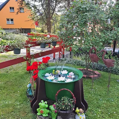 Fuer 4 Personen 35 M² Apartman *