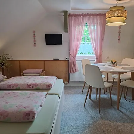 Fuer 4 Personen 35 M² Oberwiesenthal