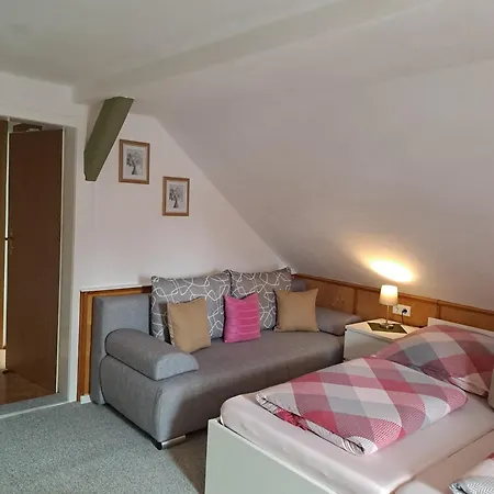 Fuer 4 Personen 35 M²