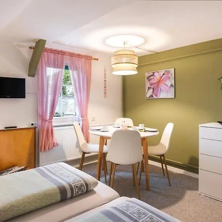Fuer 4 Personen 35 M²