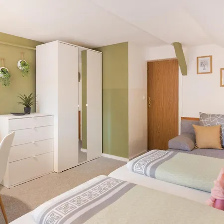 Fuer 4 Personen 35 M²